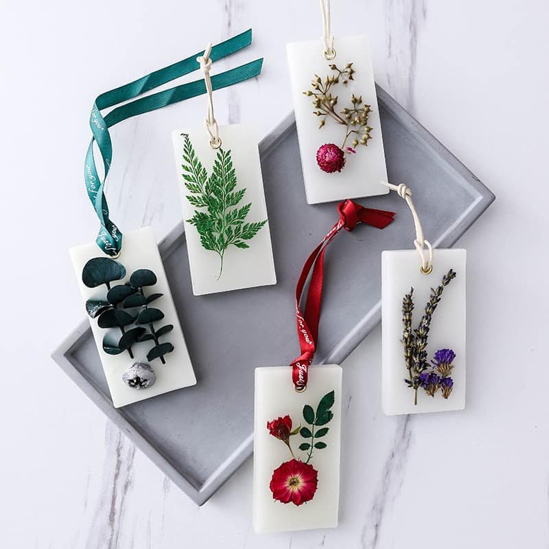 Scented Wax Hanging Closet